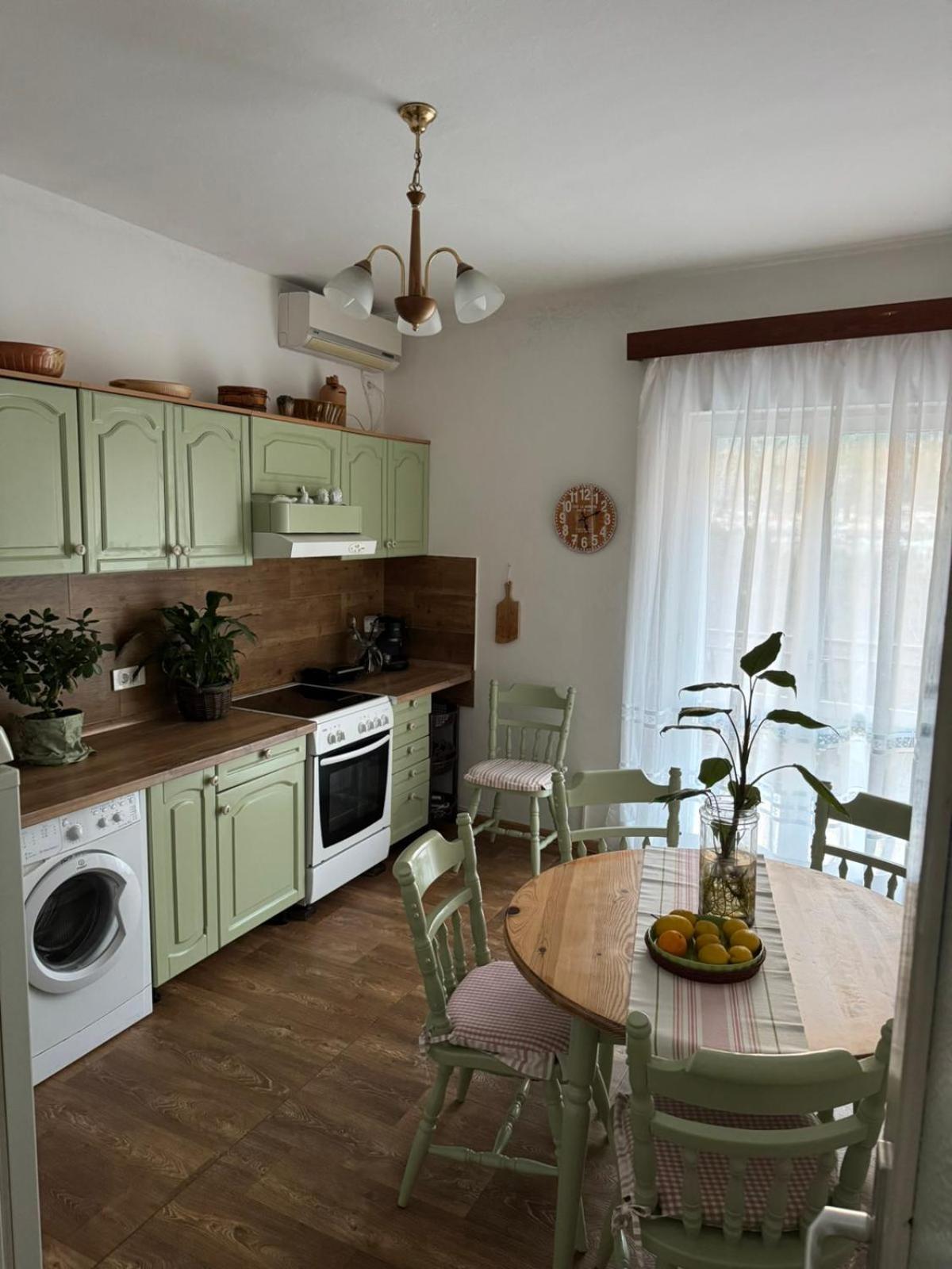 M&B Apartment Котор Екстериор снимка